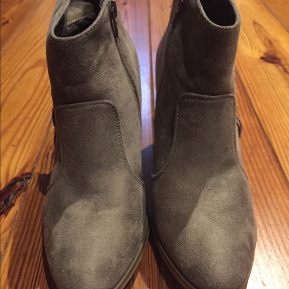 Booties - Picture 3 of 3